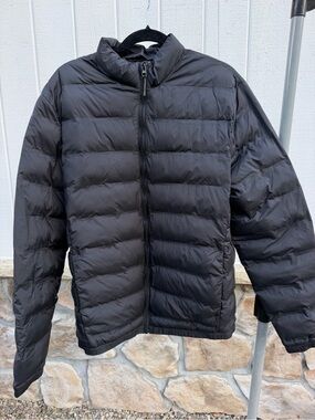 Zara Men's Black Quilted Puffer Jacket - Size L